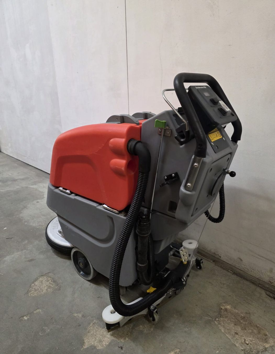 Hako Alle Maschinen: Hako Scrubmaster B30 Scheuersaugmaschine, - 75% günstiger – Gebraucht aus Herrliberg von fra_g5tt 2