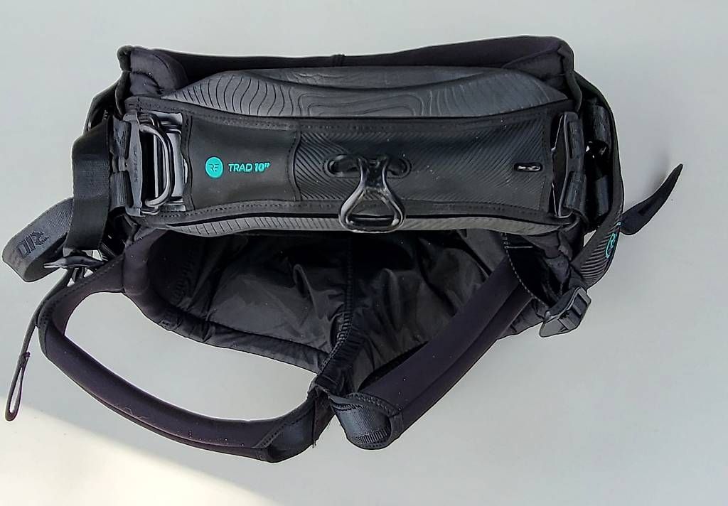Kletterausrüstungen: Ride Engine Seat Sitz Harness Grösse L – Gebraucht aus Zürich von Aliseagirl 4