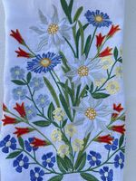 Damen Leinenbluse mit Alpenblumen Stickerei Weiss