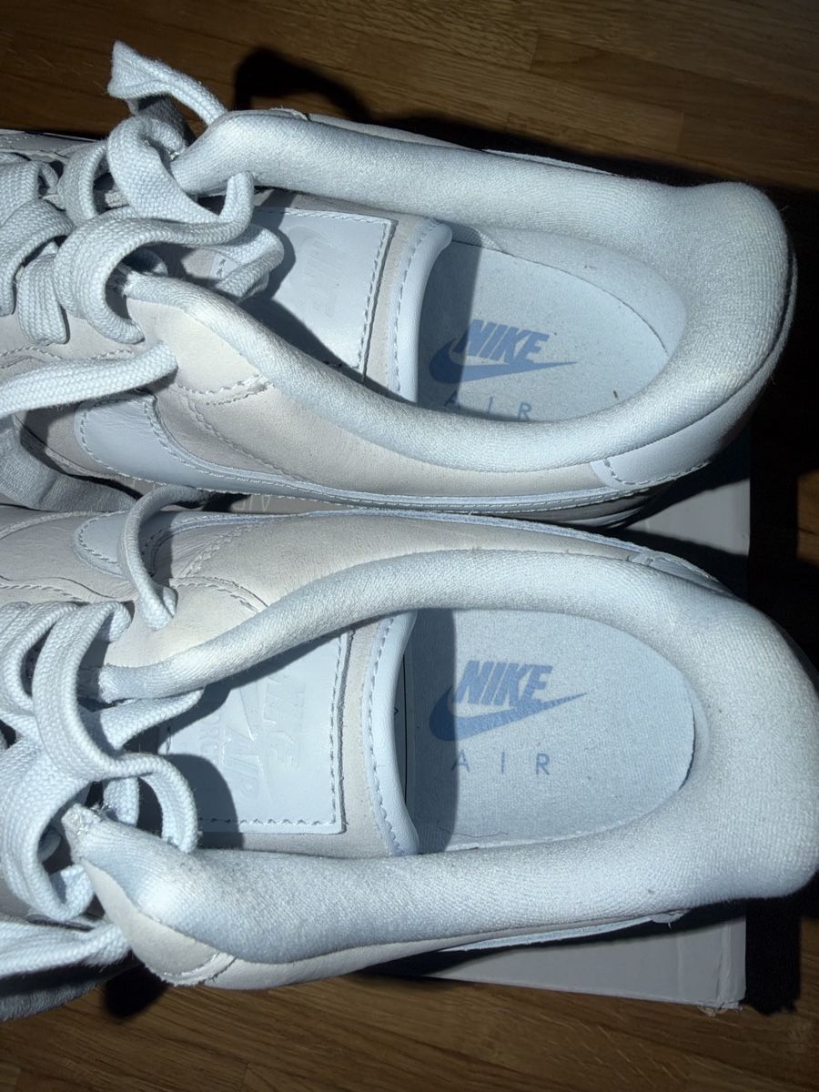 Nike Chaussures hommes: Nike Air Force 1, hellblau, Grösse 40  – D'occasion à Wetzikon ZH par sa_re 1