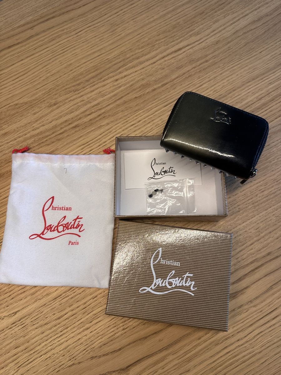 Portamonete: Christian Louboutin – Usato da Biel/Bienne venduto da ELISNIGHT 1