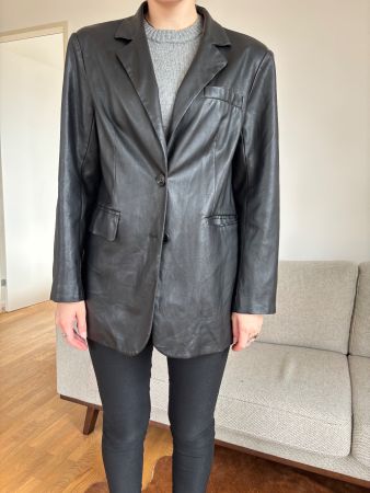 Zara Damen Lederblazer schwarz T36