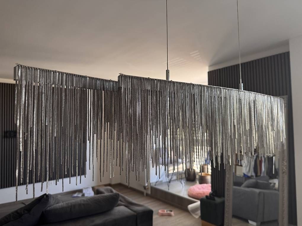 Pfister Kronleuchter & Deckenlampen: Edle Designer Hängeleuchte mit Metallketten – Gebraucht aus Staad SG von Spanella_Shop