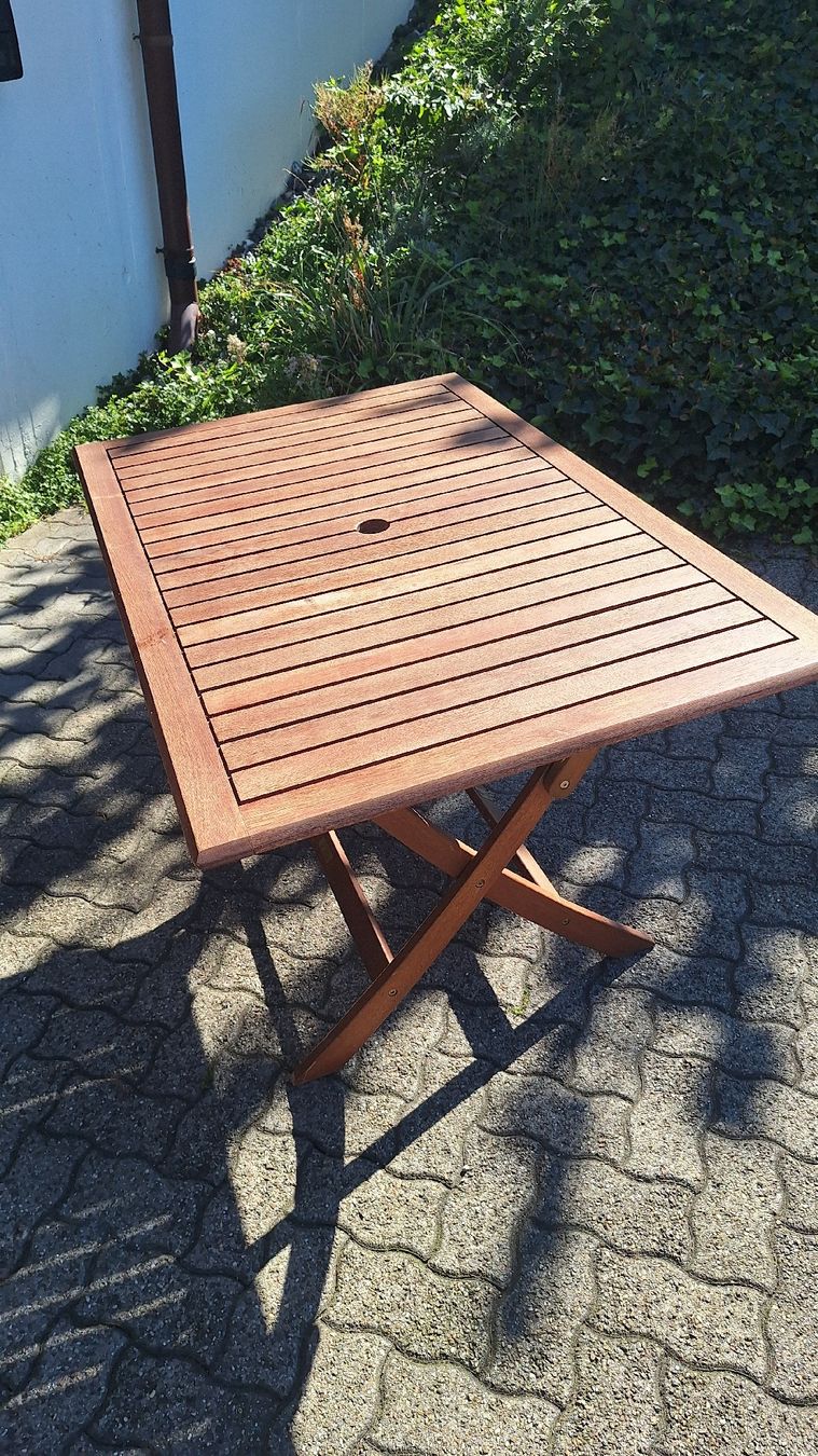 Tische: Balkon - Gartentisch – Gebraucht aus Steinach von Y.N.W.A. 1