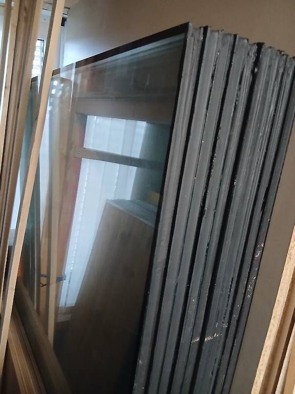 Finestre: Isolier-Fensterglas 20mm – Usato da Kloten venduto da buco71