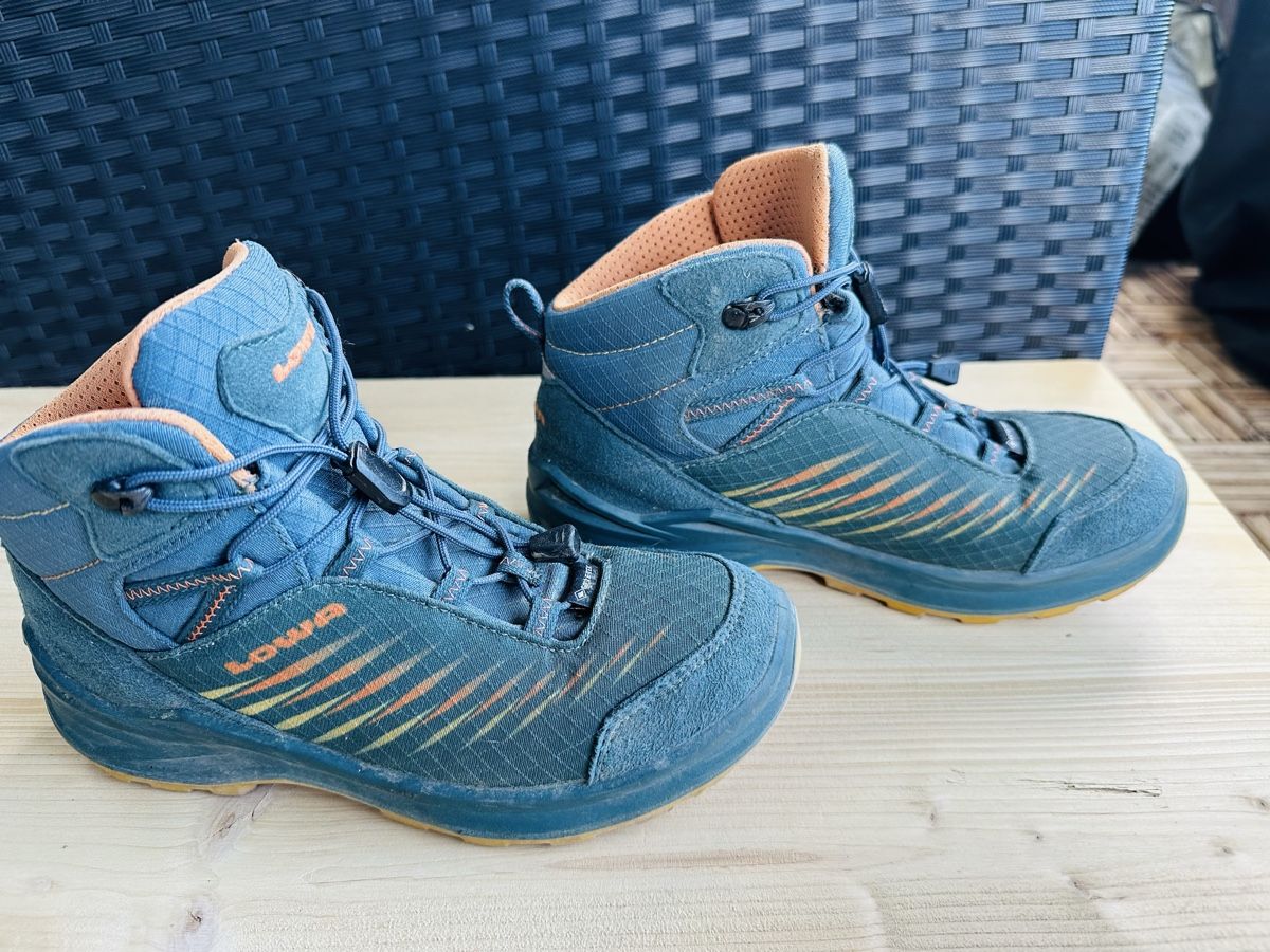 Lowa Schuhe für Jungen: LOWA Kinderwanderschuh – Gebraucht aus Emmen von diewarweis 2