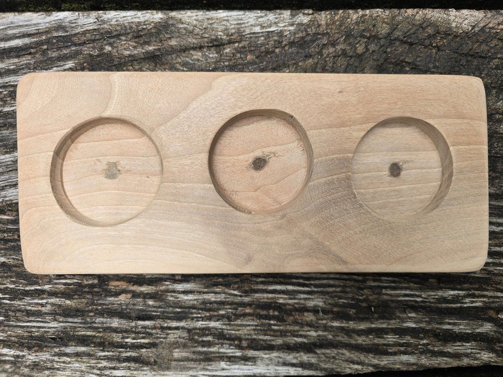 Articoli in legno: Holz: Nussbaumbrett-Sale – Nuovo (secondo la descrizione) da Romanshorn venduto da Rachacha 1