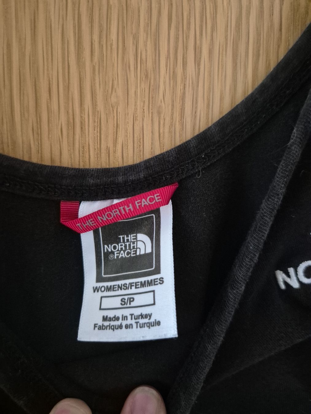 Top: Crop Top The North Face noir, taille S – Nuovo (secondo la descrizione) da Alle venduto da Fanny8952 1