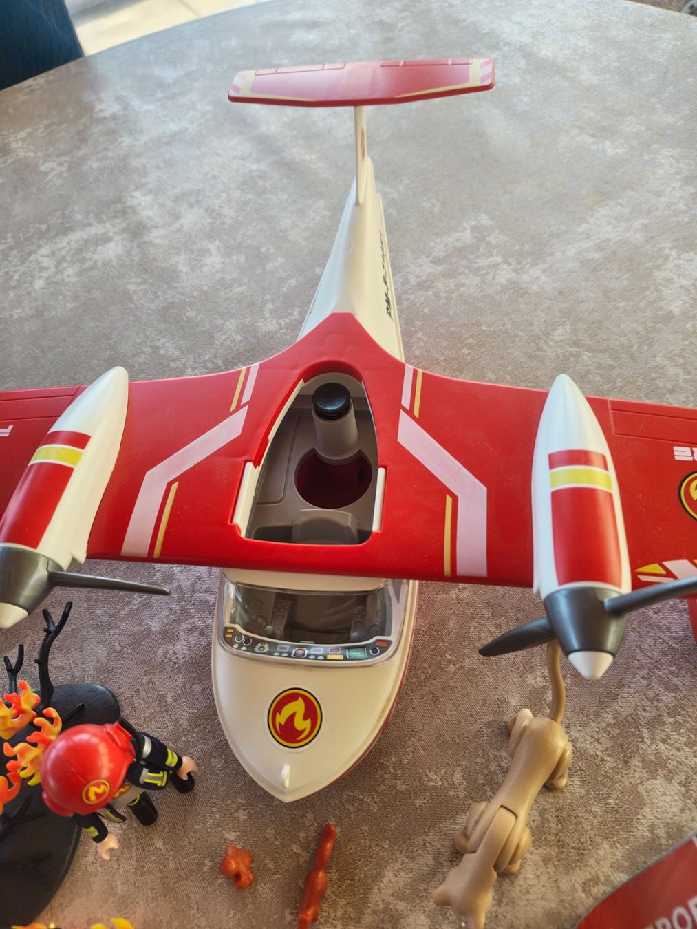 Giocattoli: Playmobil Flugzeug – Usato da Affeltrangen venduto da Faman20 2
