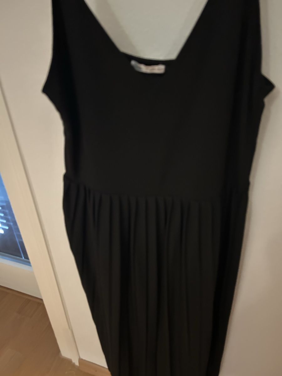 Zara Vestiti: Zara Kleid, schwarz, Grösse L  – Usato da Luzern venduto da bettygreen 2