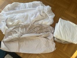 4 protèges matelas bébé marque Domiva