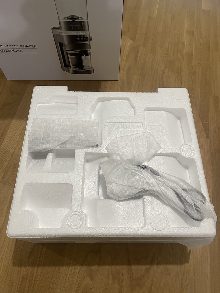 Kitchenaid Macchine per caffè & Macchine per espresso: Moulin à café meule Kitchenaid – Nuovo e nell'imballaggio originale da Le Lignon venduto da chloedelarue 4