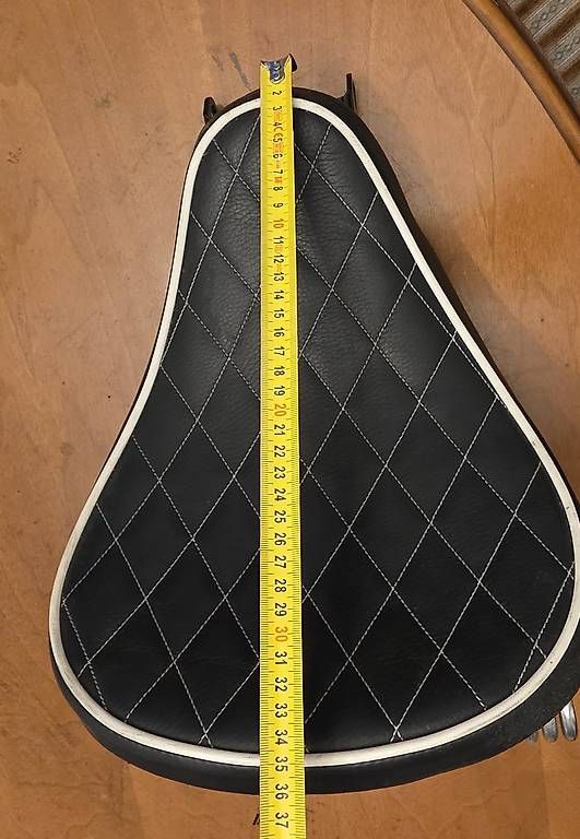 Tutti i ricambio per moto: Harley Davidson Solo Seat – Usato da Bern venduto da GS_VS1 4