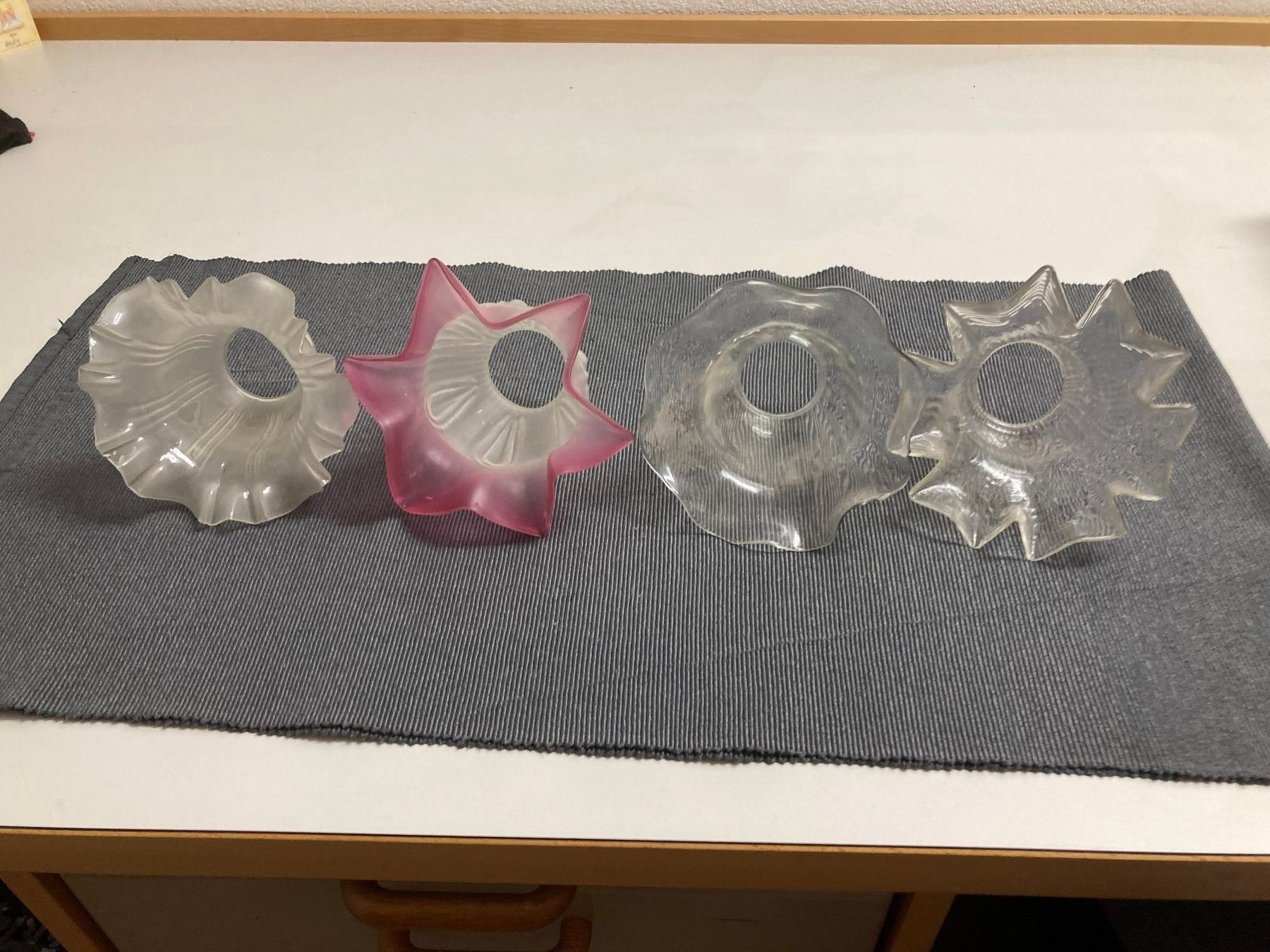 Lampenschirme: 4 Lampenschirme Glas – Gebraucht aus Weissbad von Hado42 1