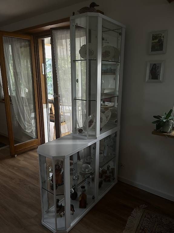 Vitrines: Vitrine beleuchtet – D'occasion à Frenkendorf par Bobby73