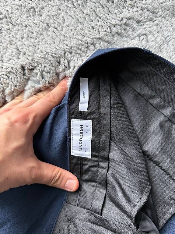 Hosen: Lindbergh Anzughose – Neu und originalverpackt aus Beinwil am See von alo_58nm 1