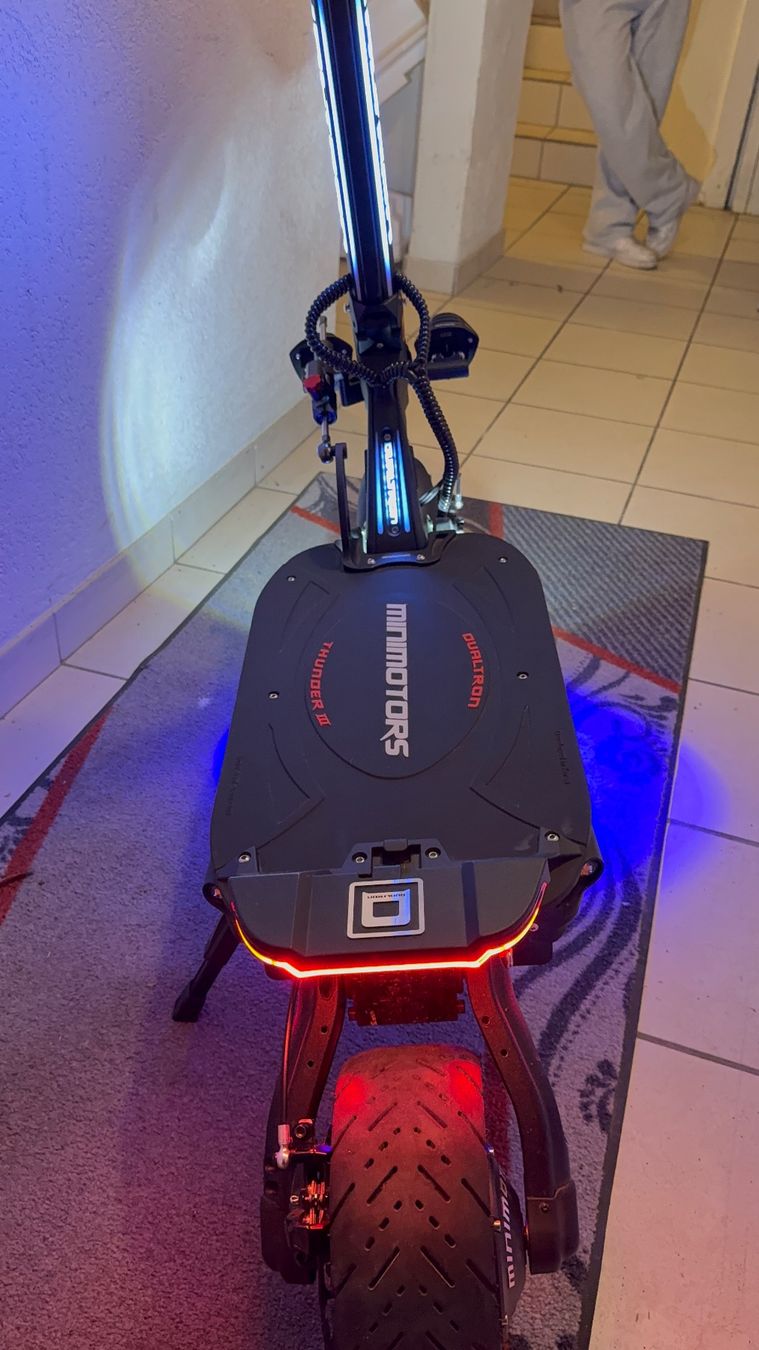 Veicoli elettrici: Dualtron Thunder 3 - Like New (2 Weeks Use) – Difettoso da Zürich venduto da its_9rcj 6