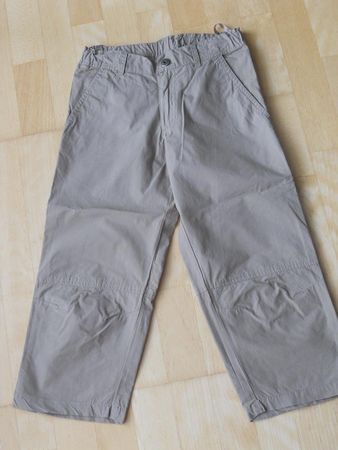 Neu: Bermudas - beige - Gr. 140
