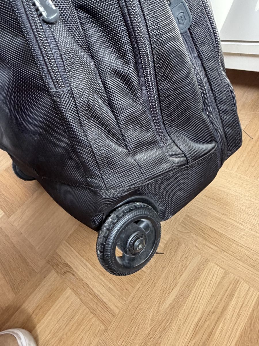 Altro in Aeronautica: Victorinox Rollkoffer – Usato da Basel venduto da Frenchie-Bulldog 2