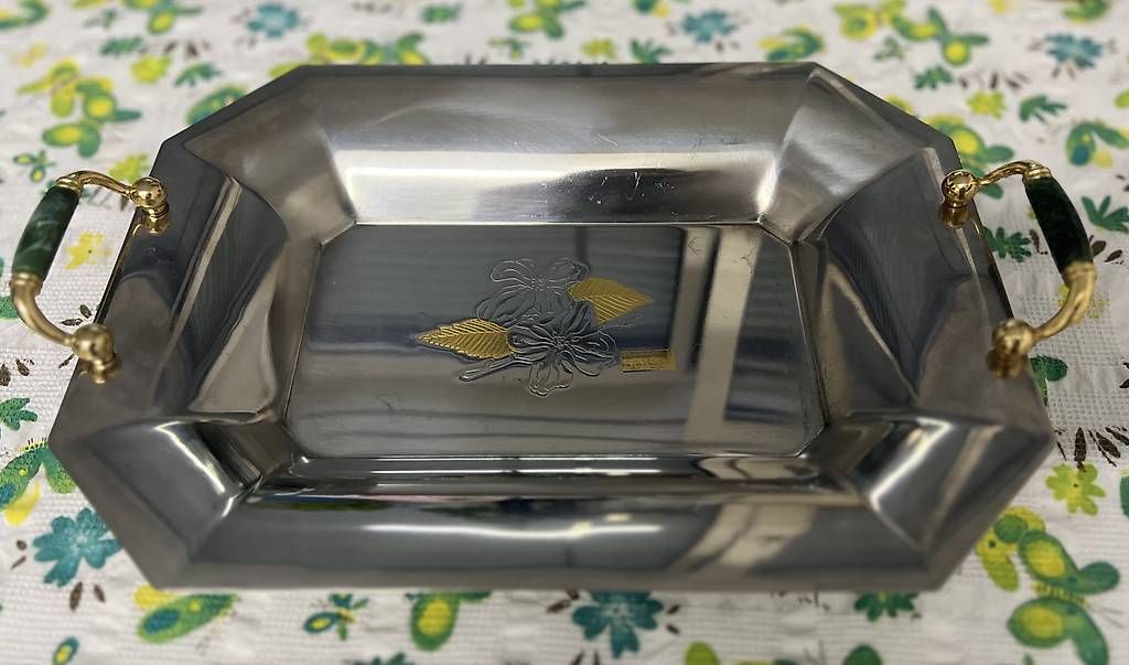Servierplatten: Nice antique tray – Gebraucht aus Dübendorf von ana_6kcc