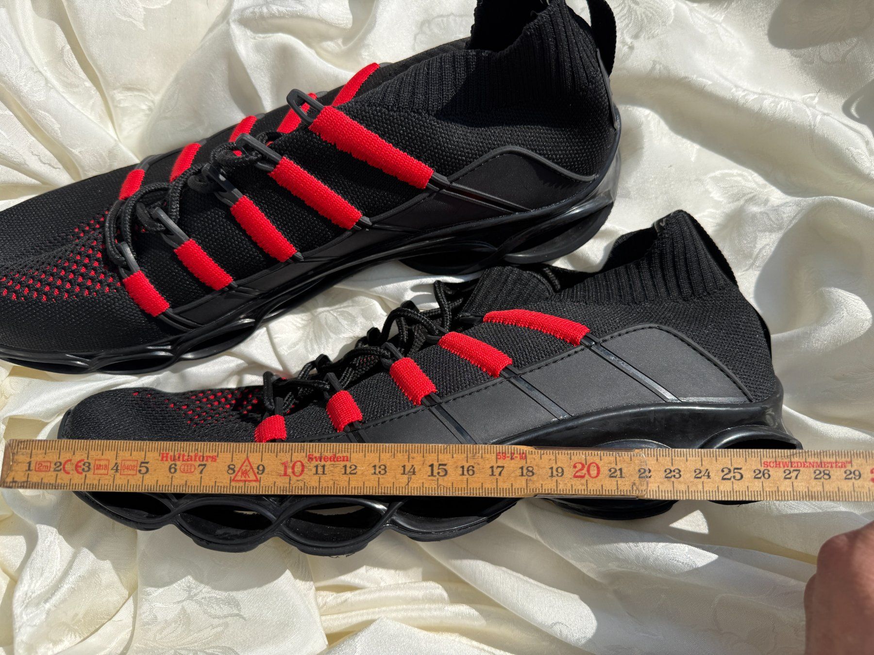 Scarpe da uomo: Sportschuhe Größe 46 – Usato da Vacallo venduto da cri_229f 5