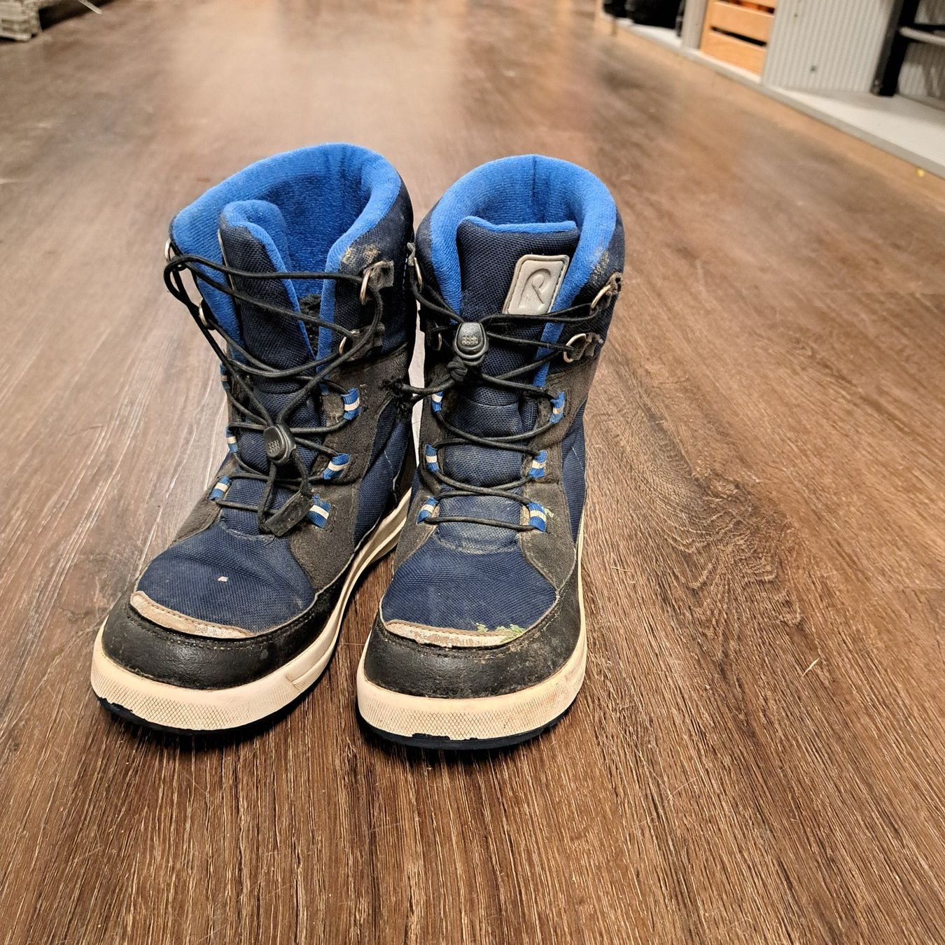 Reima Scarpe per ragazzi: Reima Schuhe warm Grösse 32 – Usato da Brütten venduto da AndreaA07