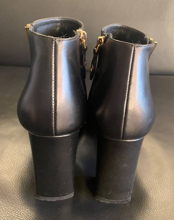Scarpe da donna: Louis Vuitton Stiefeletten / Gr. 37,5 – Usato da Bern venduto da Nici2210 3