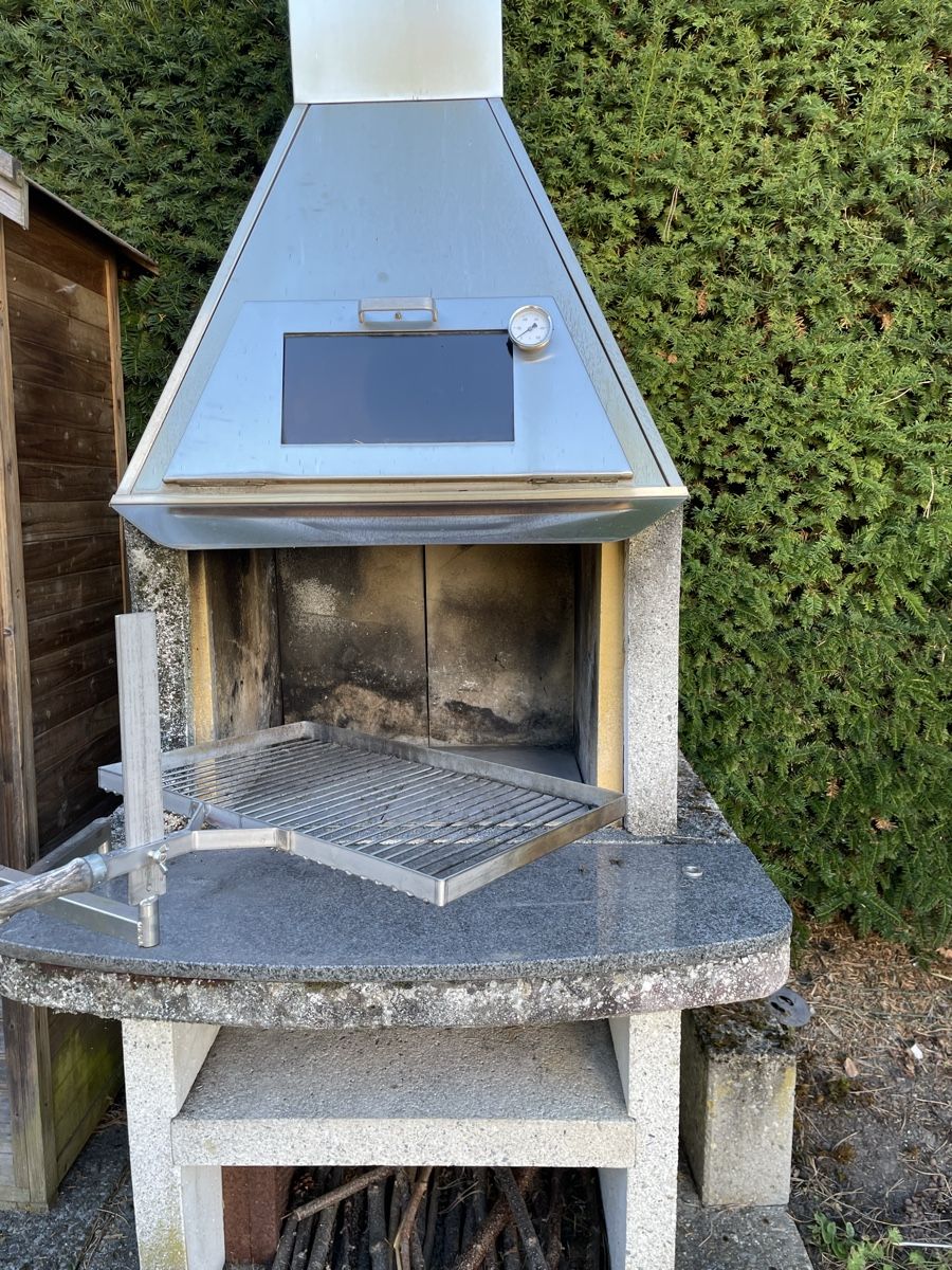 Grils: Grillkamin, Pizzaofen – D'occasion à Dietikon par jul_5k7z 1
