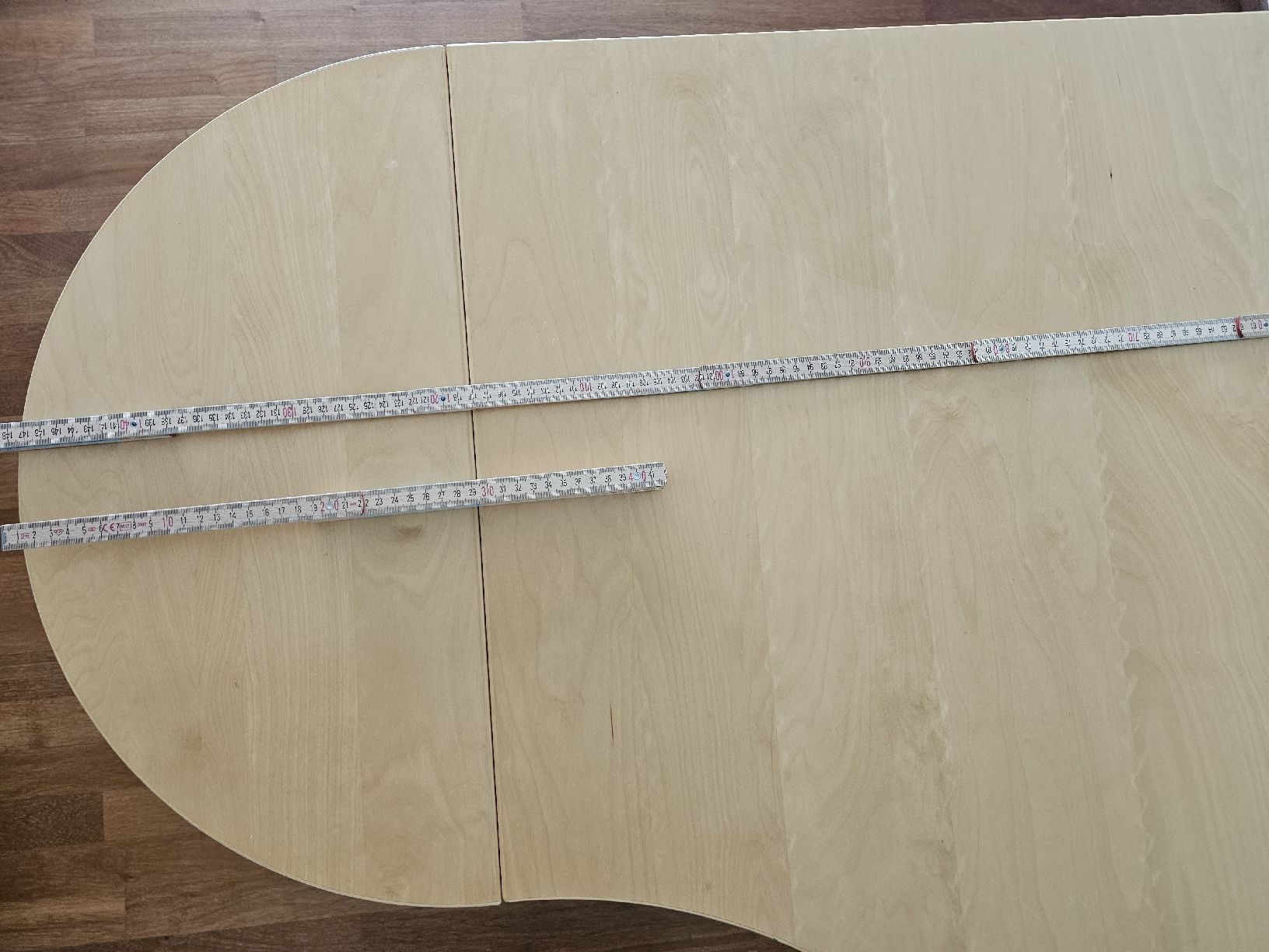 Ikea Schreibtische: Schreibtisch Galant hell – Gebraucht aus Geroldswil von because 6