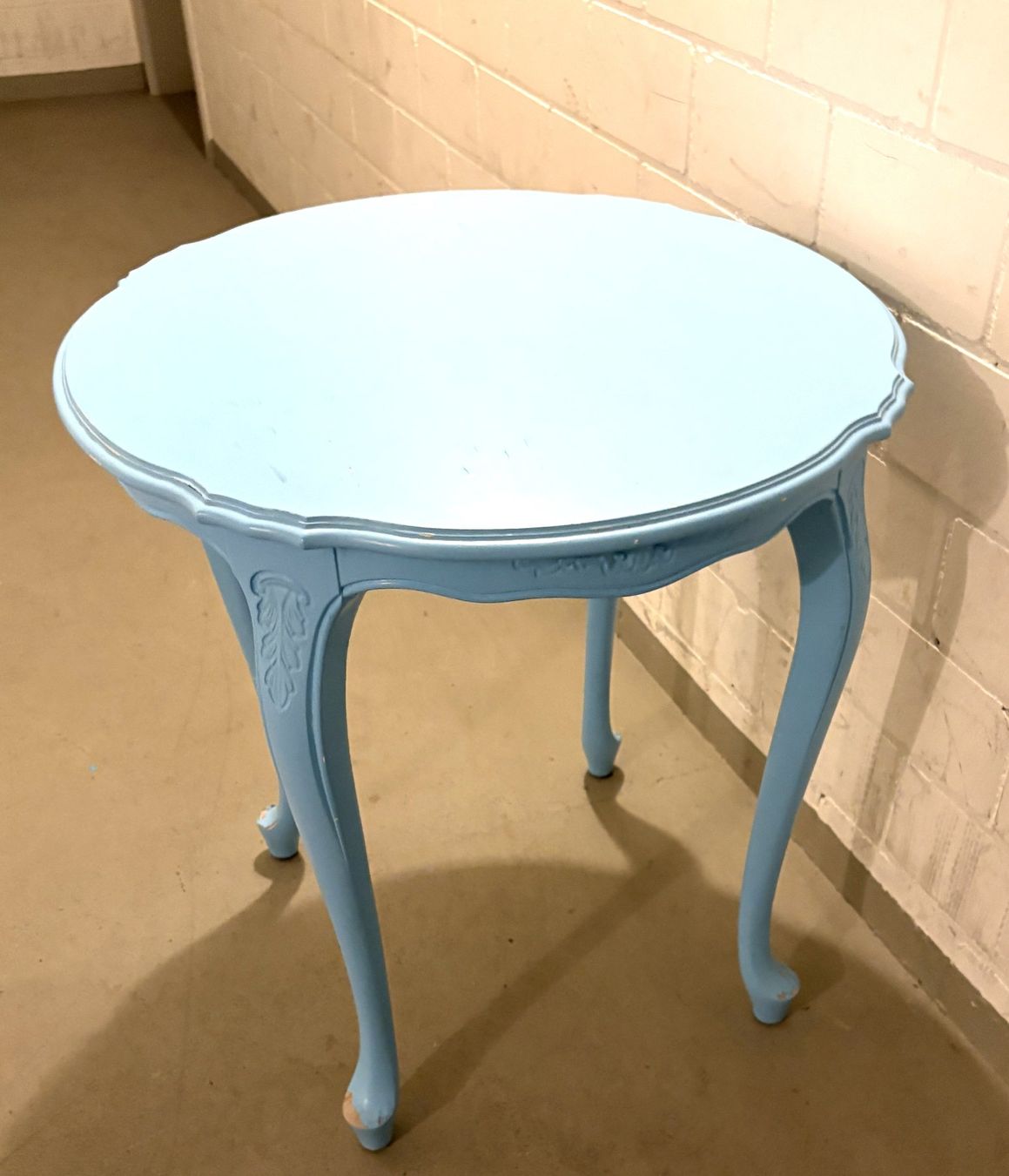 Tables: Tisch rund hellblau shabby chic – D'occasion à Glattbrugg par Ariel012 1