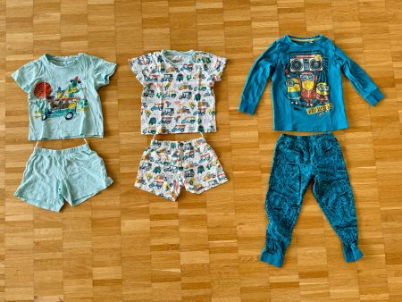 3er Set Jungen Pyjama Schlafanzug Gr. 104 Minions