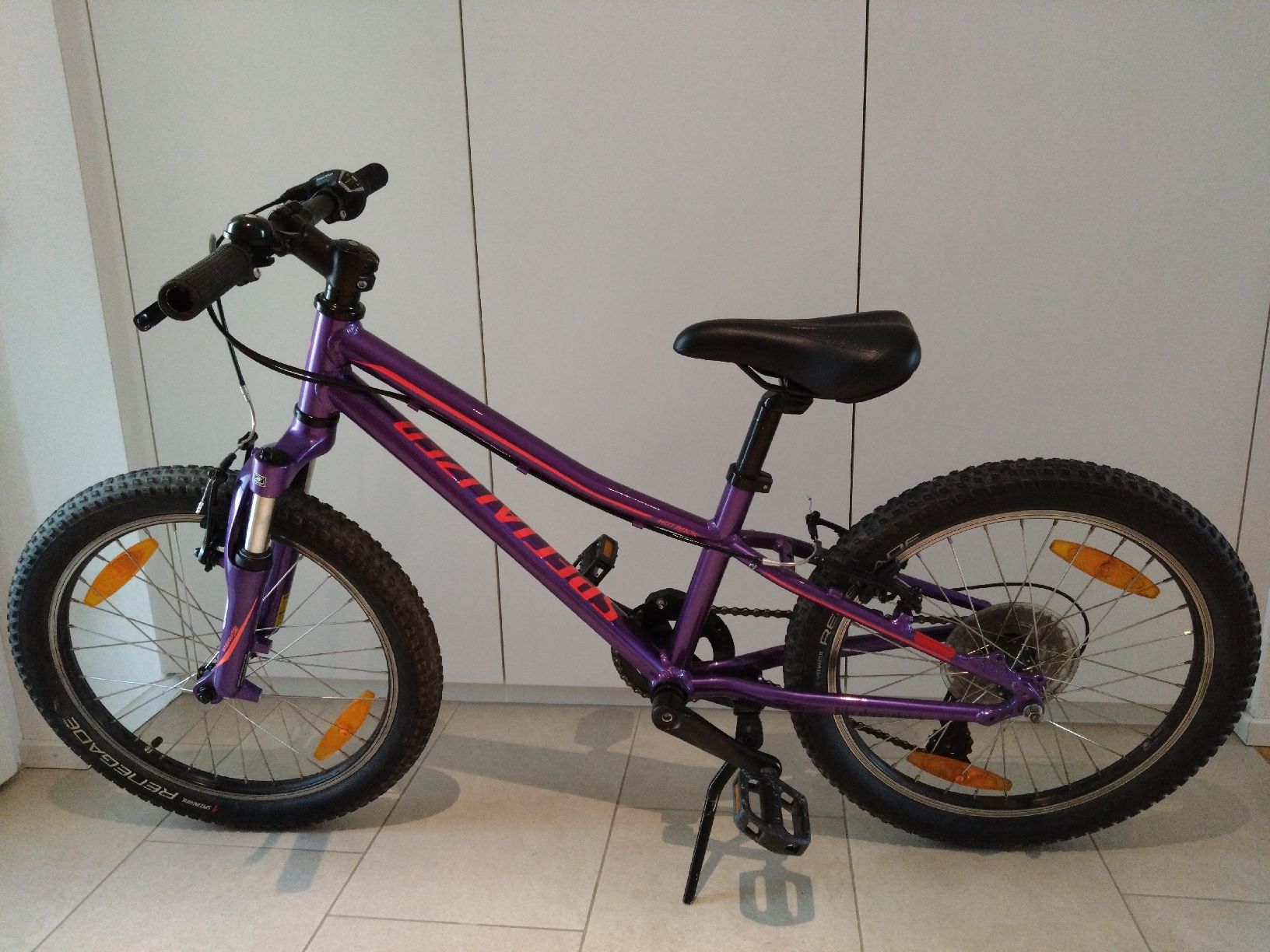 Specialized Biciclette: Kinderfahrrad Specialized Hotrock 20" – Usato da Schenkon venduto da kkm2