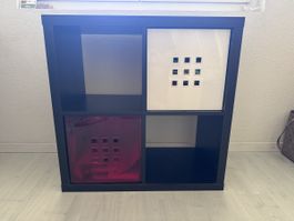 Kallax Regal zu verkaufen mit Boxs