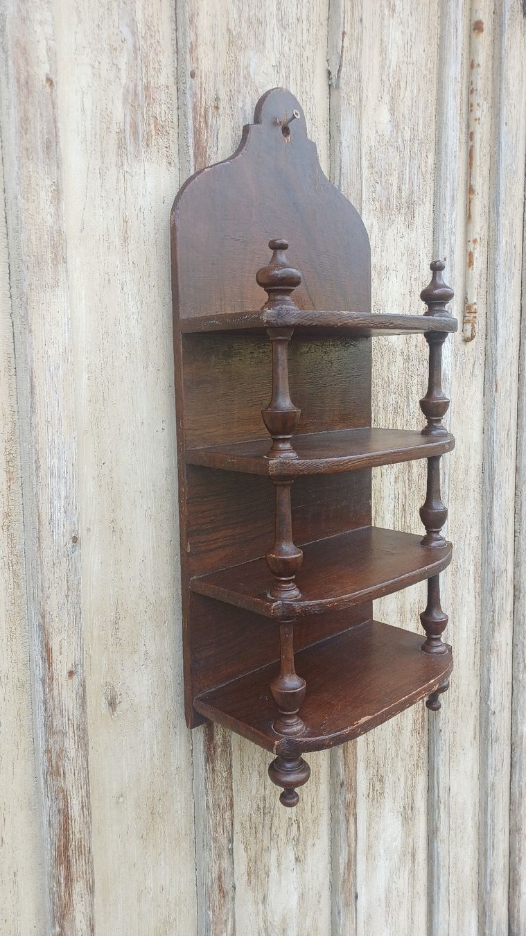 Articles en bois: Antikes Wandgestell Tanne  – D'occasion à Flawil par Naphtali 8