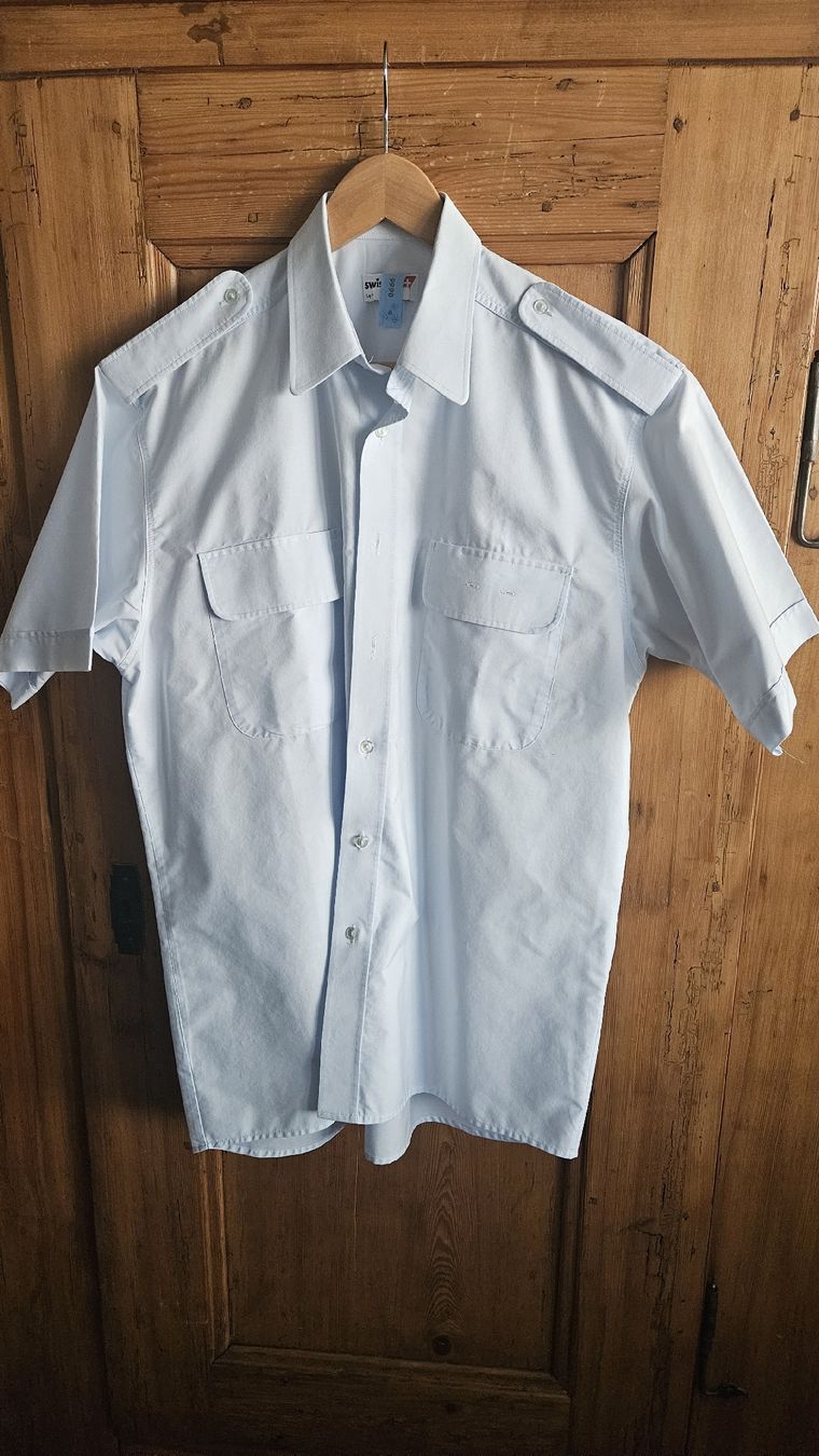 Swissair Uniformi: Swissair Piloten Uniform vintage Grösse 52 – Usato da Ettingen venduto da samiba 5