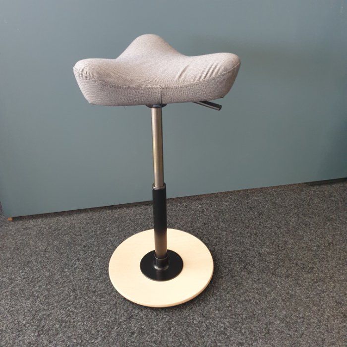 Varier Tabourets: Varier: Hocker Move Compact – Neuf (Voir description) à Flawil par tuermlihuus_9230