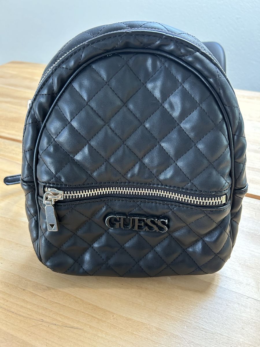 Guess Zaini: Sac à dos Guess – Usato da Muraz (Collombey) venduto da Jul_ff