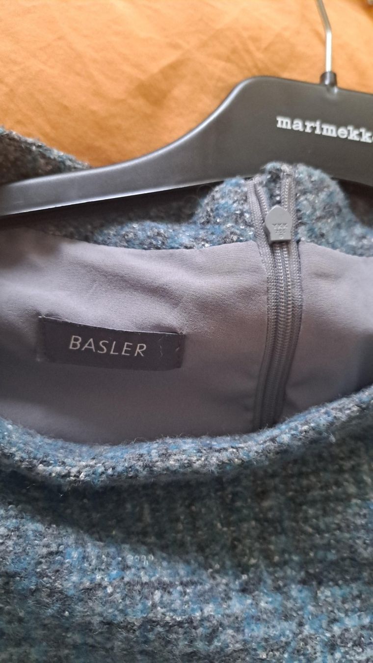Vestiti: Wollkleid Basler, Glencheck – Usato da Biel/Bienne venduto da NinaArnes29 2