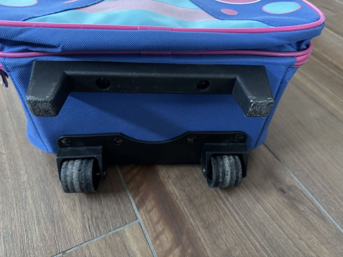 Reisekoffer: Süsser Schmetterling Rollkoffer, Kindertrolley – Gebraucht aus Meyriez von muriS 2