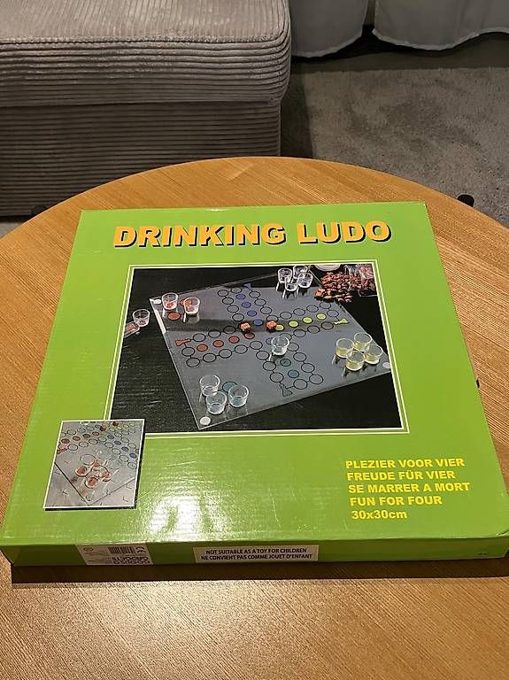 Giochi: Drinking Ludo – Usato da Vaduz venduto da asc_mwh5