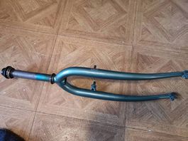 Fourche vtc 28 pouces