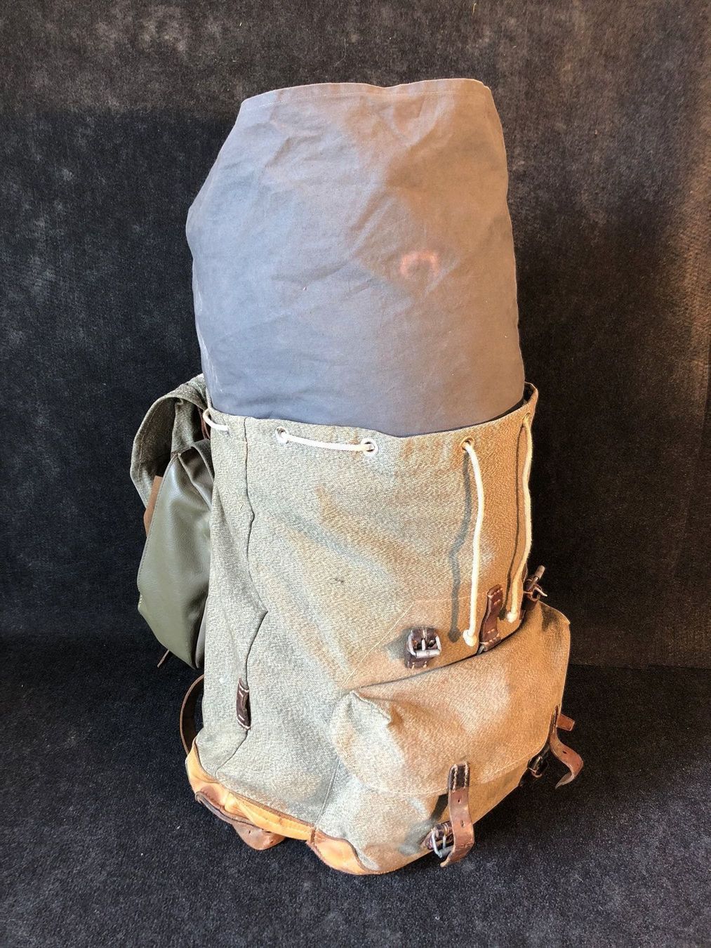 Schweizer Armee Zaini: Ancien sac de l'armée Suisse – Usato da Saignelégier venduto da Ax3l 2