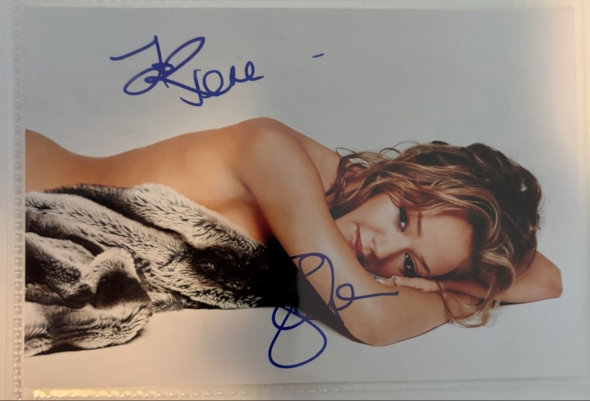 Autografi: Leah Remini original Autogramm  – Usato da Widnau venduto da Spetz