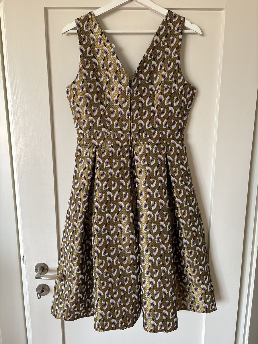 Nafnaf Vestiti: Festliches Kleid Gold NAFNAF – Usato da Basel venduto da FannySt 1