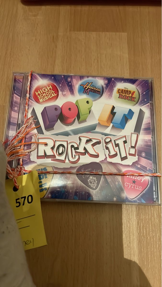 CD: Rock It! CD - High School Musical, Jonas Brothers u.v.m. – Usato da Herbetswil venduto da rotekatze84