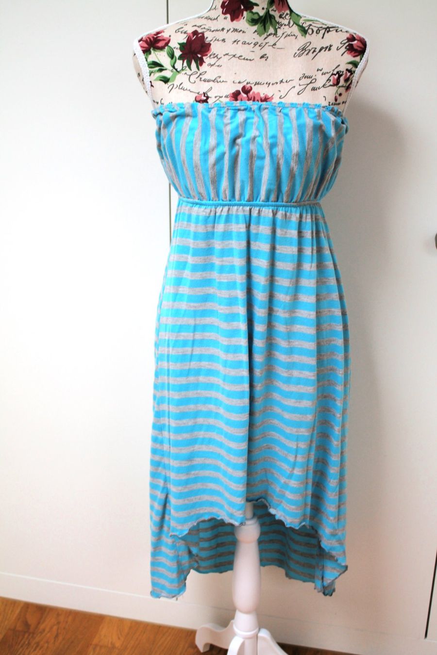Vestiti: Sommer Strand Kleid Schulterfrei – Usato da Hüttwilen venduto da pinti55