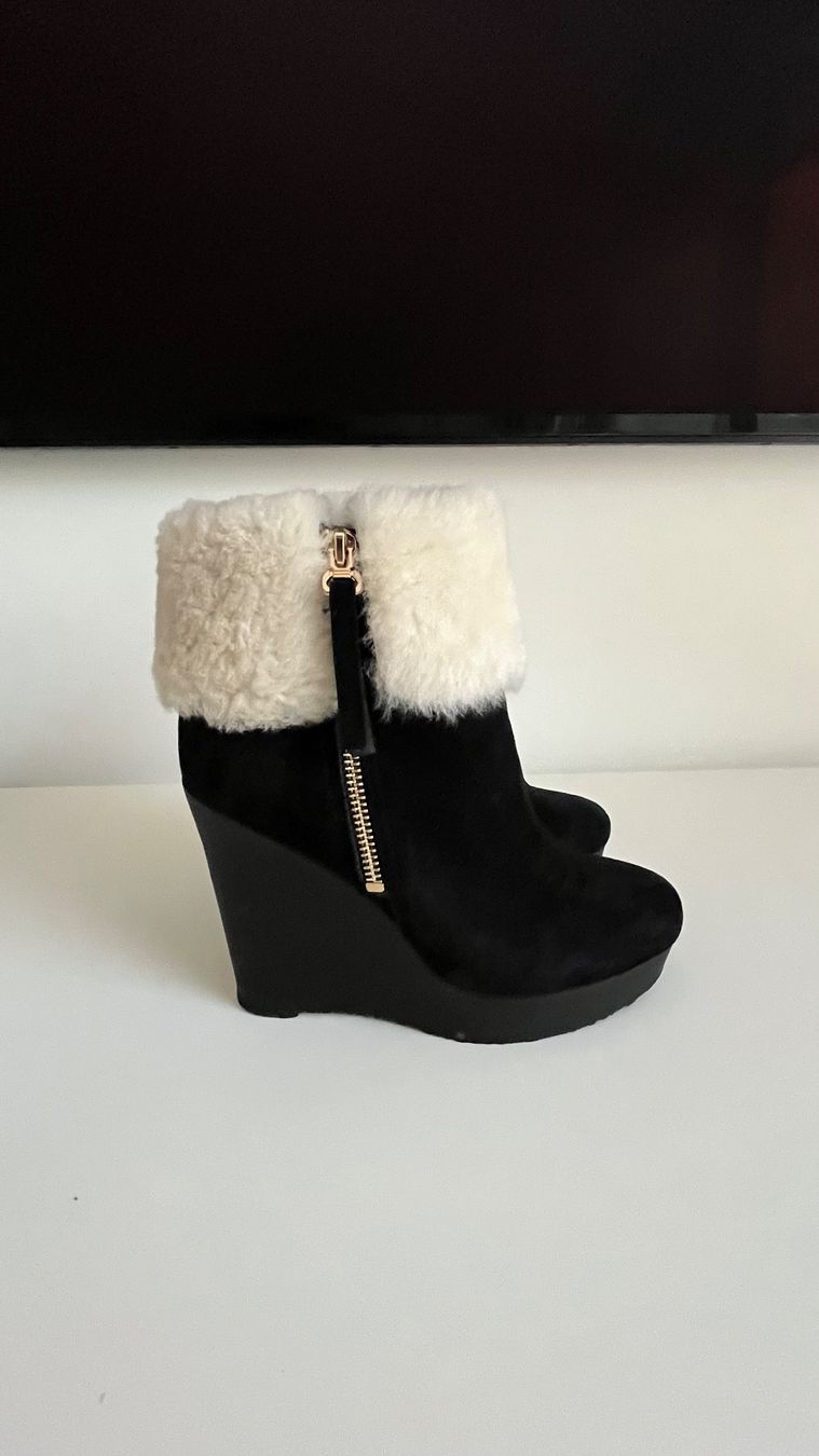 Damenschuhe: Süße Stiefel Gr.35-36 – Gebraucht aus Stäfa von Exclusive0 2