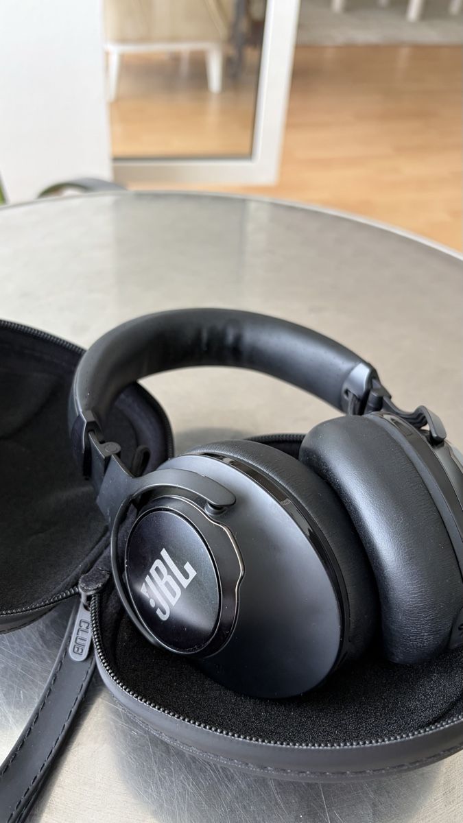 JBL Casques audio: JBL Over-Ear Bluetooth Kopfhörer – Neuf (Voir description) à Bern par ece_nxk7 1