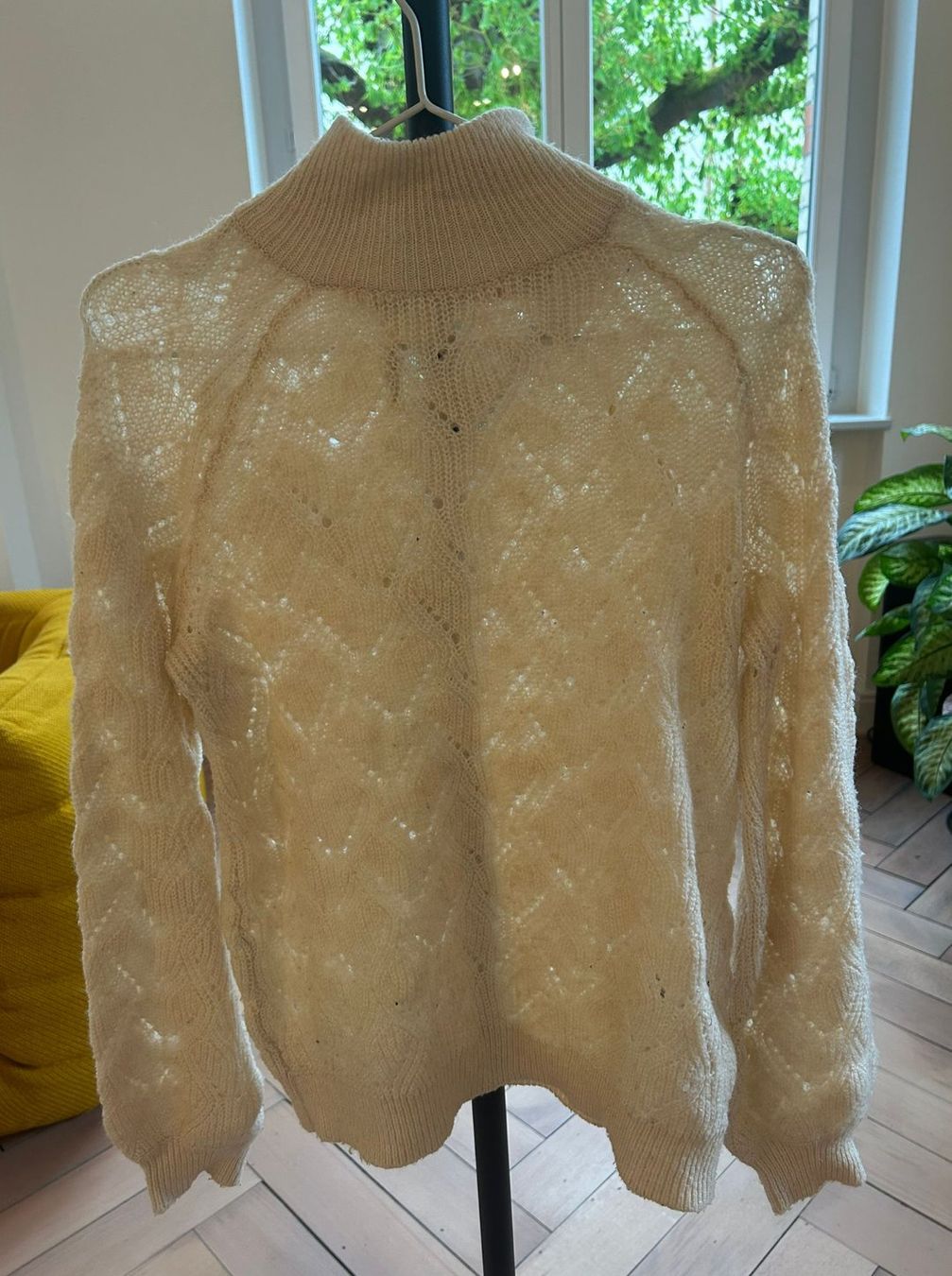 Maglioni & Felpe: .OBJECT Strickpulli beige Größe S. – Usato da Winterthur venduto da Babdiba