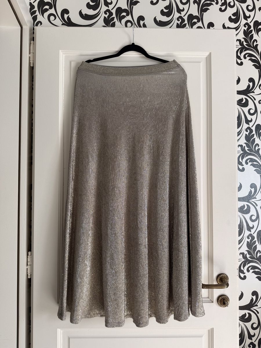 Massimo Dutti Röcke: Massimo Dutti Metallic Skirt – Gebraucht aus Corsier-sur-Vevey von Kristina.Nova 2